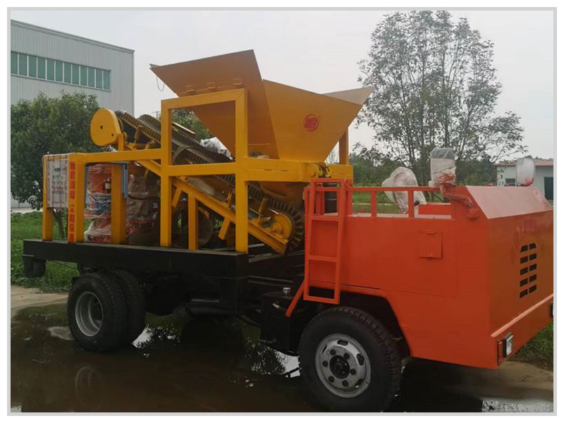 钩臂式<a href=http://m.sn521.cn/show/diaozhuang/ target=_blank class=infotextkey>喷浆机</a>组800-600实体图1.jpg